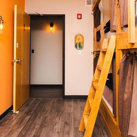 The Haven Hostel Thunder Bay Exterior photo