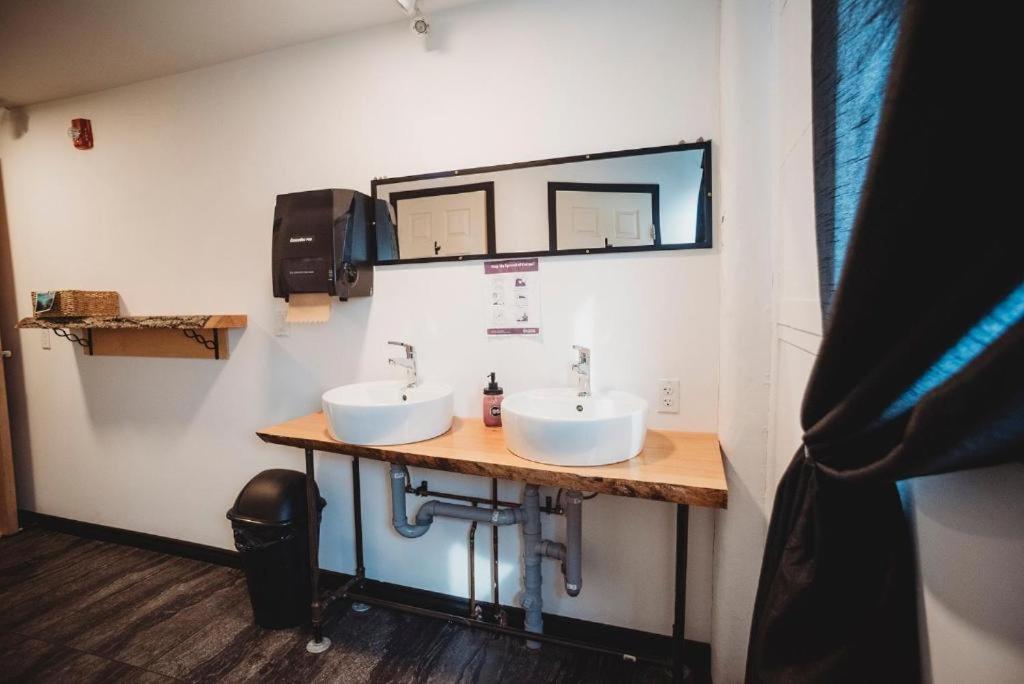 The Haven Hostel Thunder Bay Exterior photo