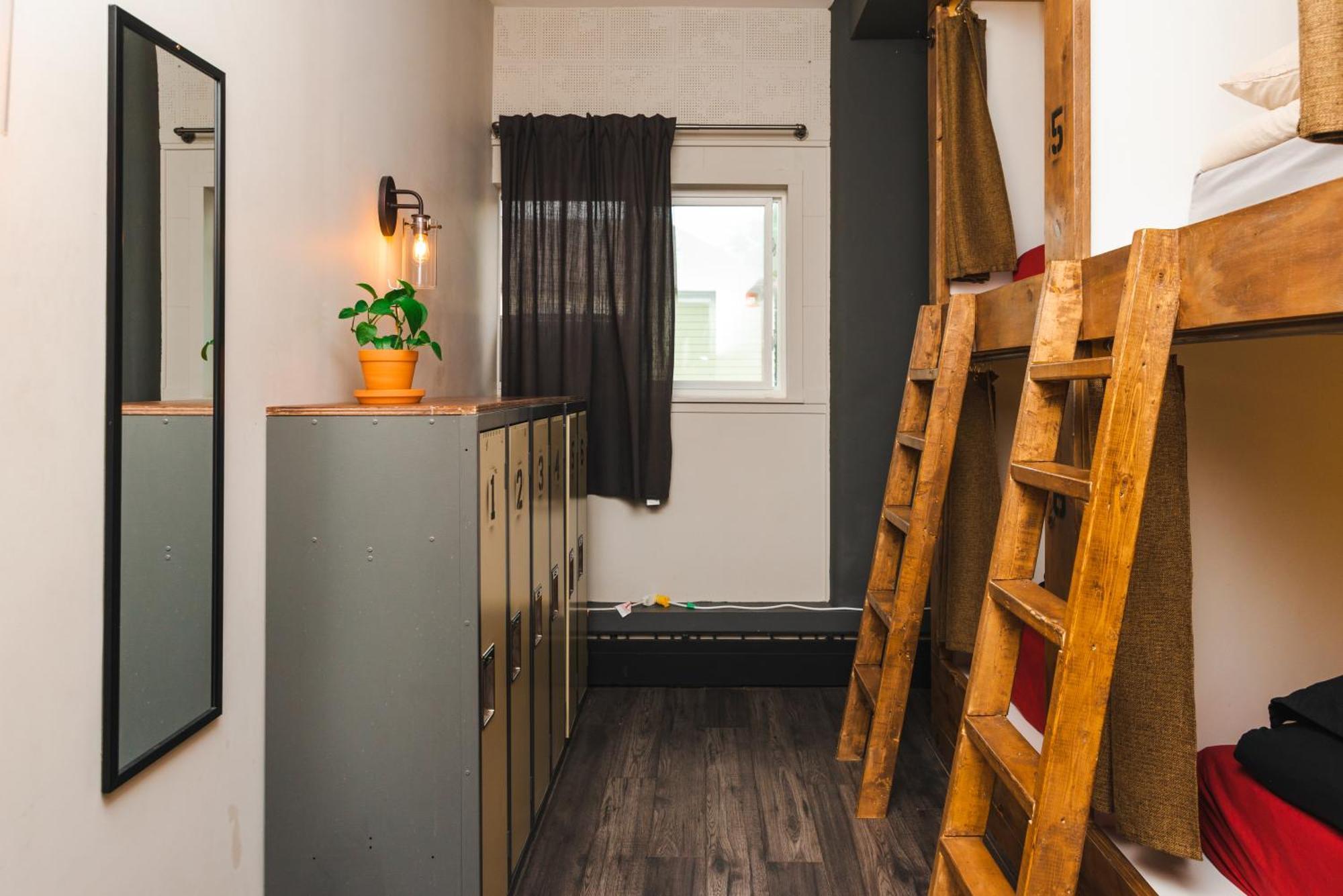 The Haven Hostel Thunder Bay Exterior photo